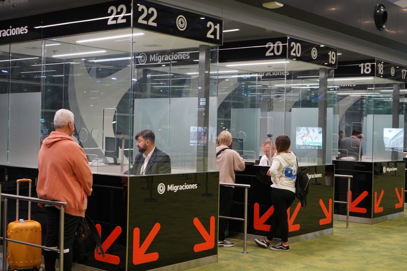 Migraciones: nuevas reglas por DNU