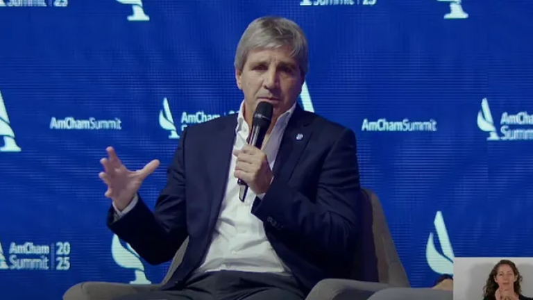 "No es un blanqueo": Caputo habló sobre las medidas para los dólares del colchón
