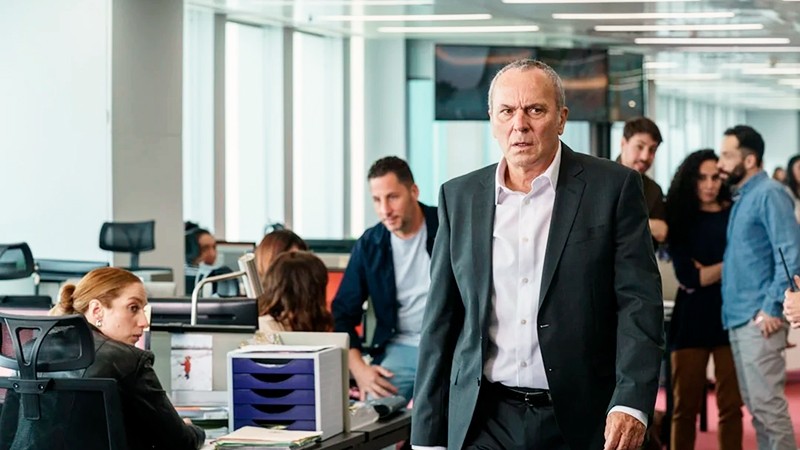 Qu pasa con Federico al final de Legado?