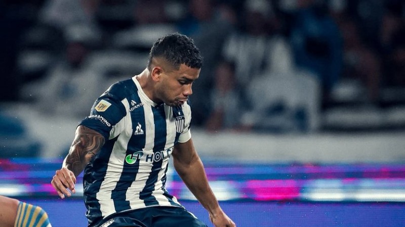 Final escandaloso entre Talleres y San Pablo: el lateral de la T denunci discriminacin y solt lgrimas
