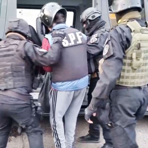 El Gobierno endurece las deportaciones
