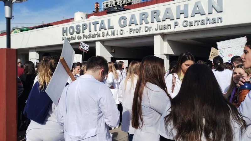 El Gobierno anunci aumentos al Hospital Garrahan, pero sigue el conflicto