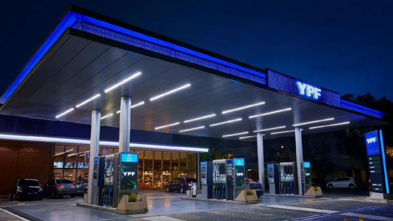 Carg combustible ms barato en YPF por la madrugada