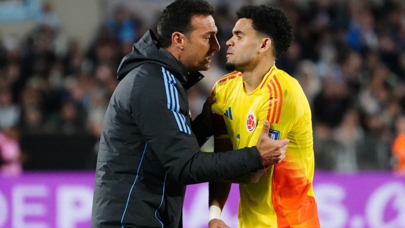 Argentina vs Colombia: cul fue el motivo del cruce entre Scaloni y Luis Daz en el Monumental