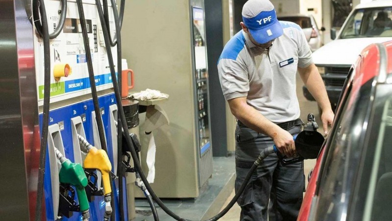 YPF ya vende la nafta 5% ms barata a la madrugada: cmo funciona