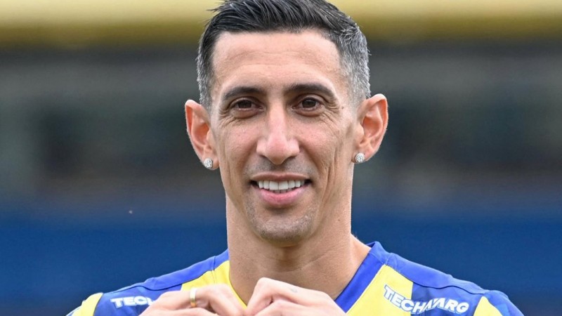As fue la emocionante presentacin oficial de ngel Di Mara en Rosario Central