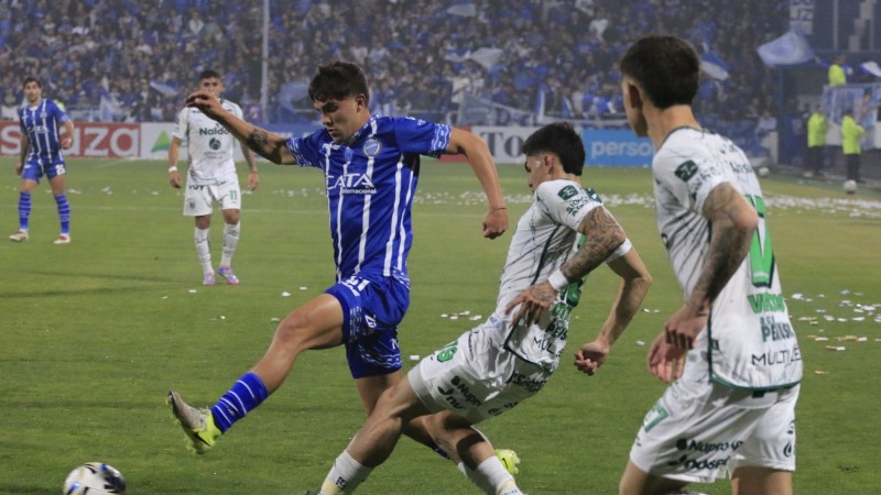 La vuelta de Godoy Cruz al Gambarte: empata 0-0 con Sarmiento