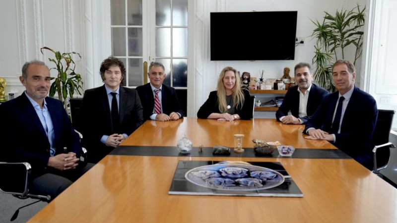 Se abri la posibilidad de una alianza entre La Libertad Avanza y el PRO: los detalles
