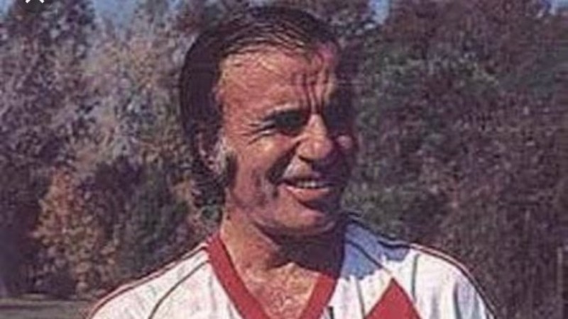 Menem en River: las 3 fotos inditas del acto en el Monumental que cambi la historia