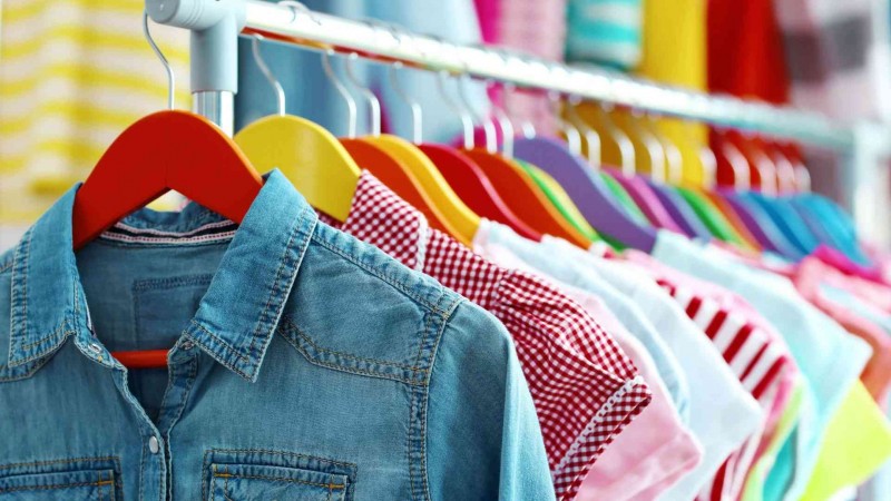 Este Da del Nio, las ventas prefieren ropa antes que juguetes