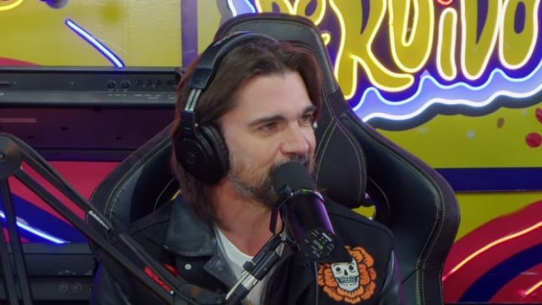 Juanes cantando sus éxitos a pura cumbia en Un Poco de Ruido