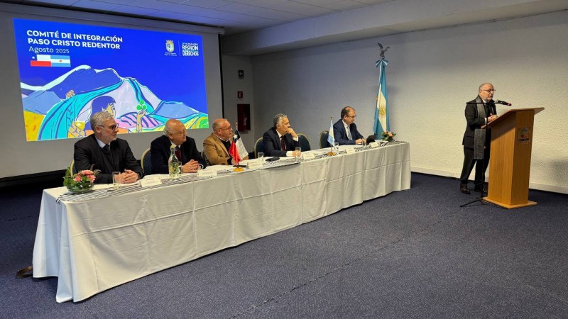 Agenda clave: Cornejo y los proyectos para mejorar la integracin entre Mendoza y Chile