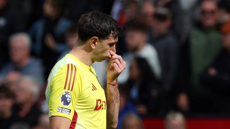 Y el Dibu?: Emiliano Martinez ausente en el debut del Aston Villa
