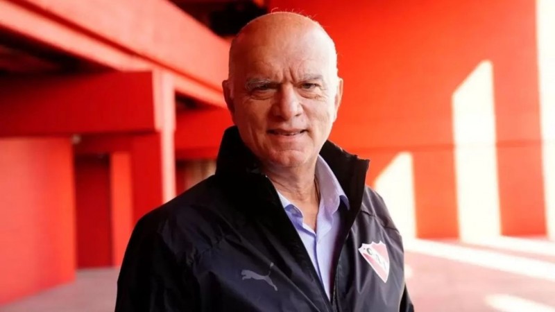 "Para defender los intereses del club": los dirigentes de Independiente viajaron a la sede de CONMEBOL en Paraguay