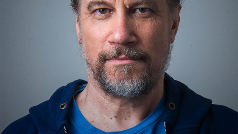 Quin es Marcelo Subiotto en En el Barro: el actor que interpreta al mdico Soriano en la serie de Netflix