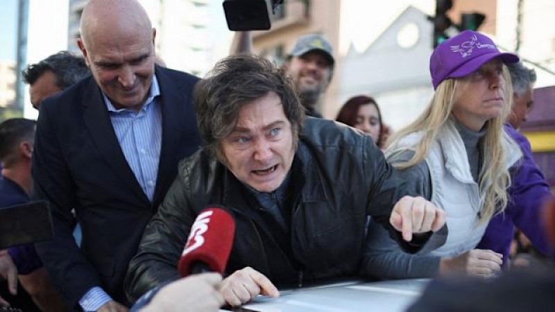 Cmo fue la agresin que sufri Javier Milei en Lomas de Zamora?