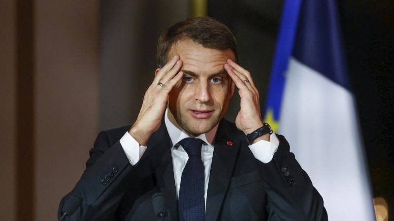 Caos en Francia: Macron anuncia un nuevo primer ministro tras la cada el Gobierno