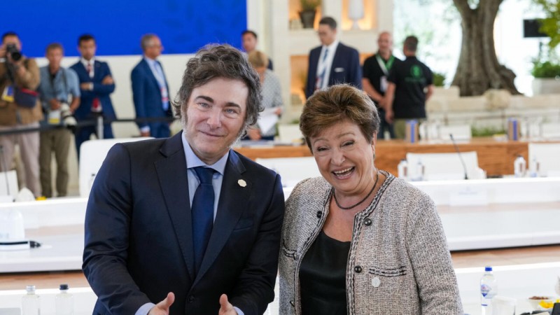 A derrota de aliado, FMI callado