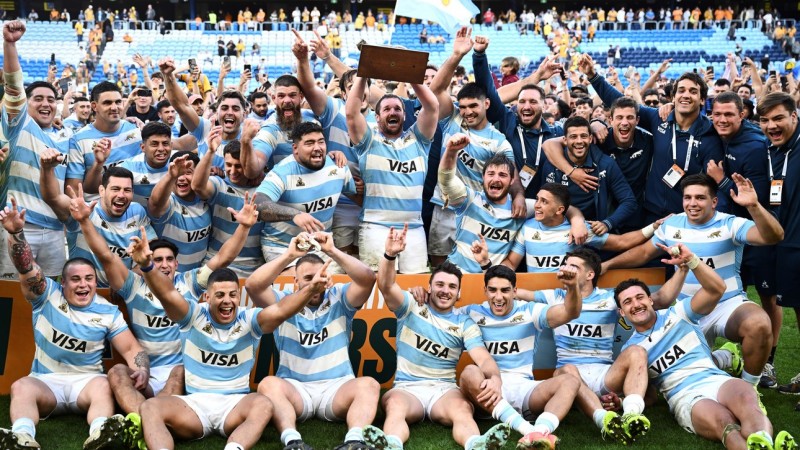 Los Pumas vencieron a Australia y siguen prendidos 