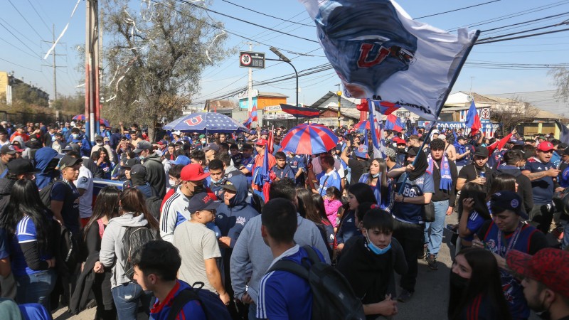 Los hinchas de la Universidad de Chile otra vez en la mira por un partido de la Copa Davis