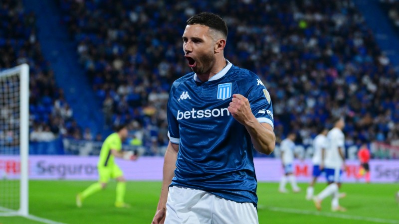 Racing se qued con la ida de los cuartos de final por la Libertadores en cancha de Vlez, pero la diferencia es mnima