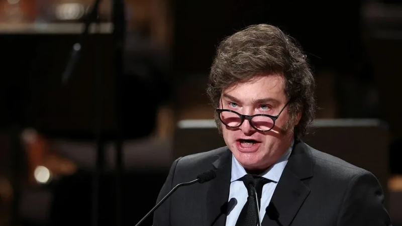 Javier Milei busca un prstamo de Estados Unidos para estabilizar la economa antes de las elecciones
