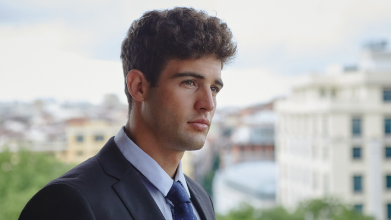 Quin es Jason Fernndez el actor espaol que acta en El Refugio Atmico?