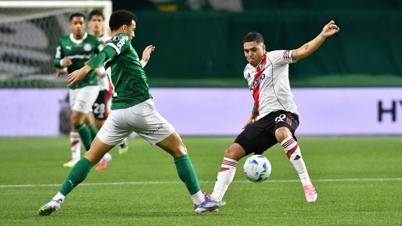 El polmico final de Palmeiras-River: la "no mano" que termin en penal y la fuerte acusacin de Gallardo