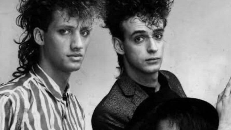 Carteles por Buenos Aires despertaron la pregunta de muchos fans: Vuelve Soda Stereo?
