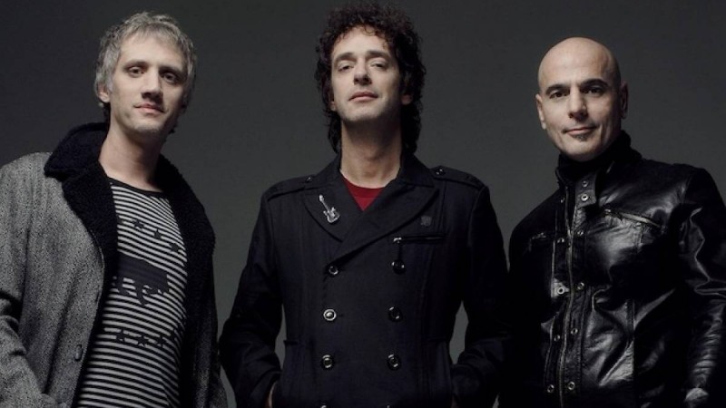 A 18 aos de su ltima gira en vida con Cerati, la banda argentina de rock Soda Stereo genera expectativa mundial con un mensaje en redes y su pgina web