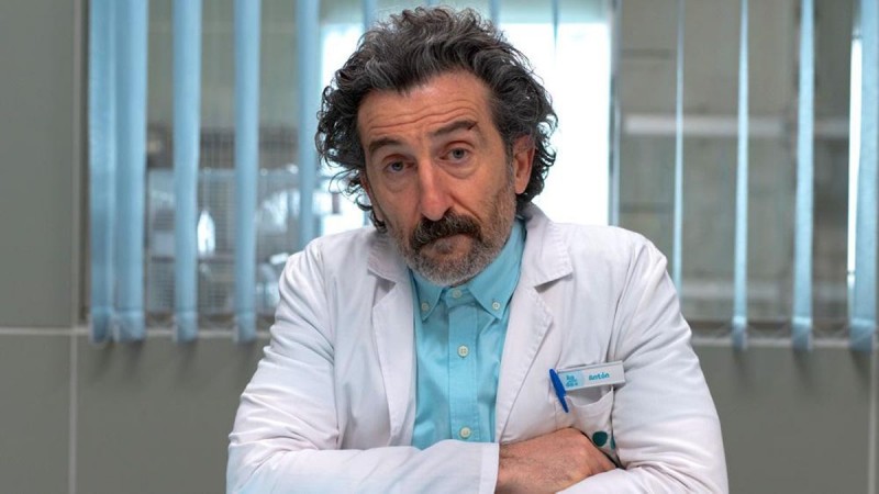 Qu rol tiene Luis Zahera en la serie Animal de Netflix?