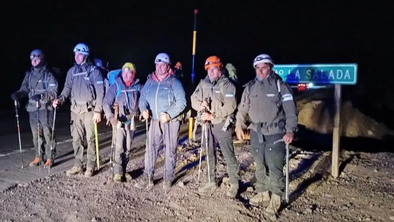 Rescataron a dos andinistas en Alta Montaa