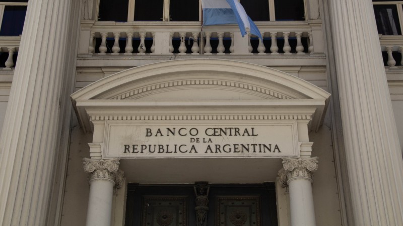 El BCRA ya recibi los USD 20.000 millones del swap con Estados Unidos: cundo impactar en las reservas