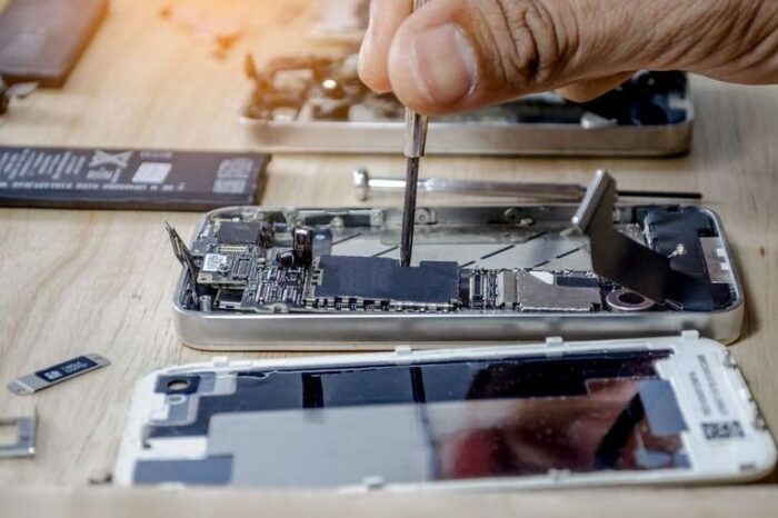 Ya podes arreglar vos mismo tu Iphone con el kit de reparación