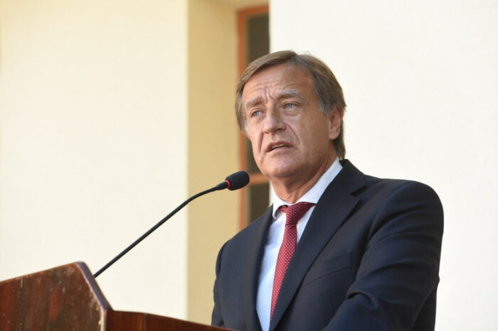 Rodolfo Suarez presentó el presupuesto 2023