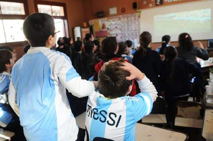 La DGE comunicó que pasará con las clases durante Argentina-Polonia