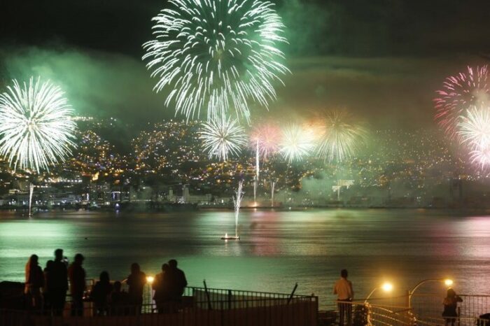 Viña del Mar y Valparaíso se quedan sin su show de fuegos artificiales