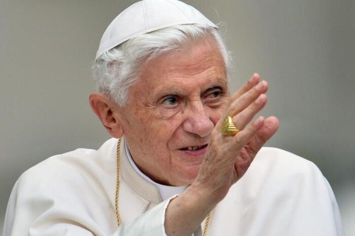 Fin de año de luto: murió el Papa Benedicto XVI