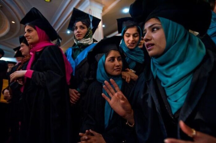 Las mujeres de Afganistán no podrán acceder a la universidad