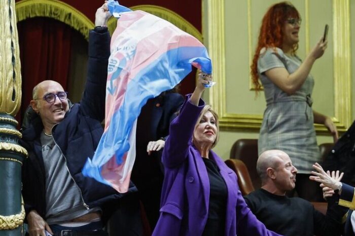 España sancionó la Ley de Identidad de Género