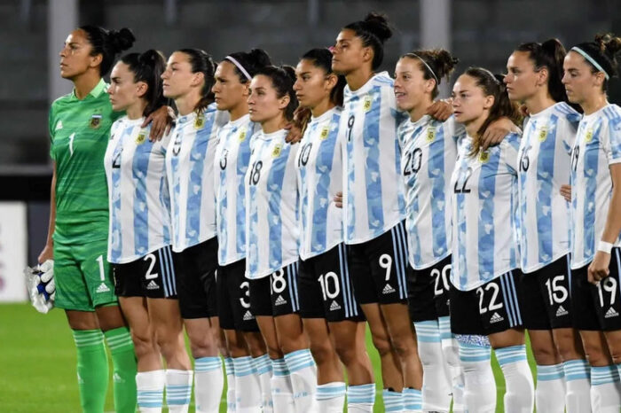 Tres mendocinas a la Selección Argentina de fútbol