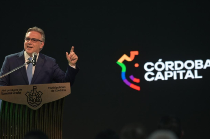 Martín Llaryora abrió las sesiones del Concejo Deliberante
